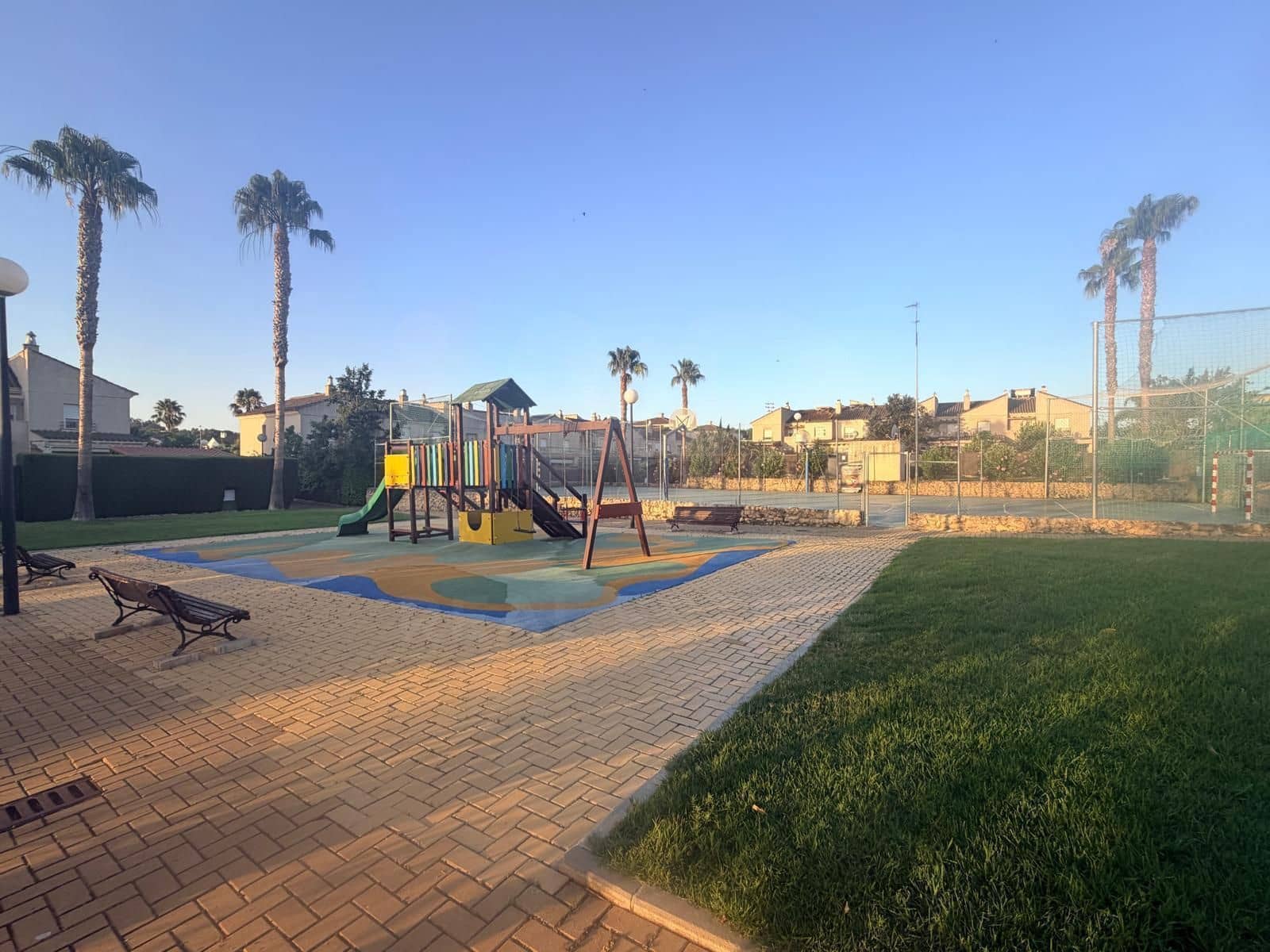 4 Zimmer Reihenhaus zu verkaufen in Jerez de la Frontera mit Pool - 410.000 € (Ref: 10062886)