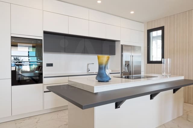 3 chambre Appartement à vendre à La Concha - Resina Golf, Estepona avec garage - 1 442 000 € (Ref: 10062892)