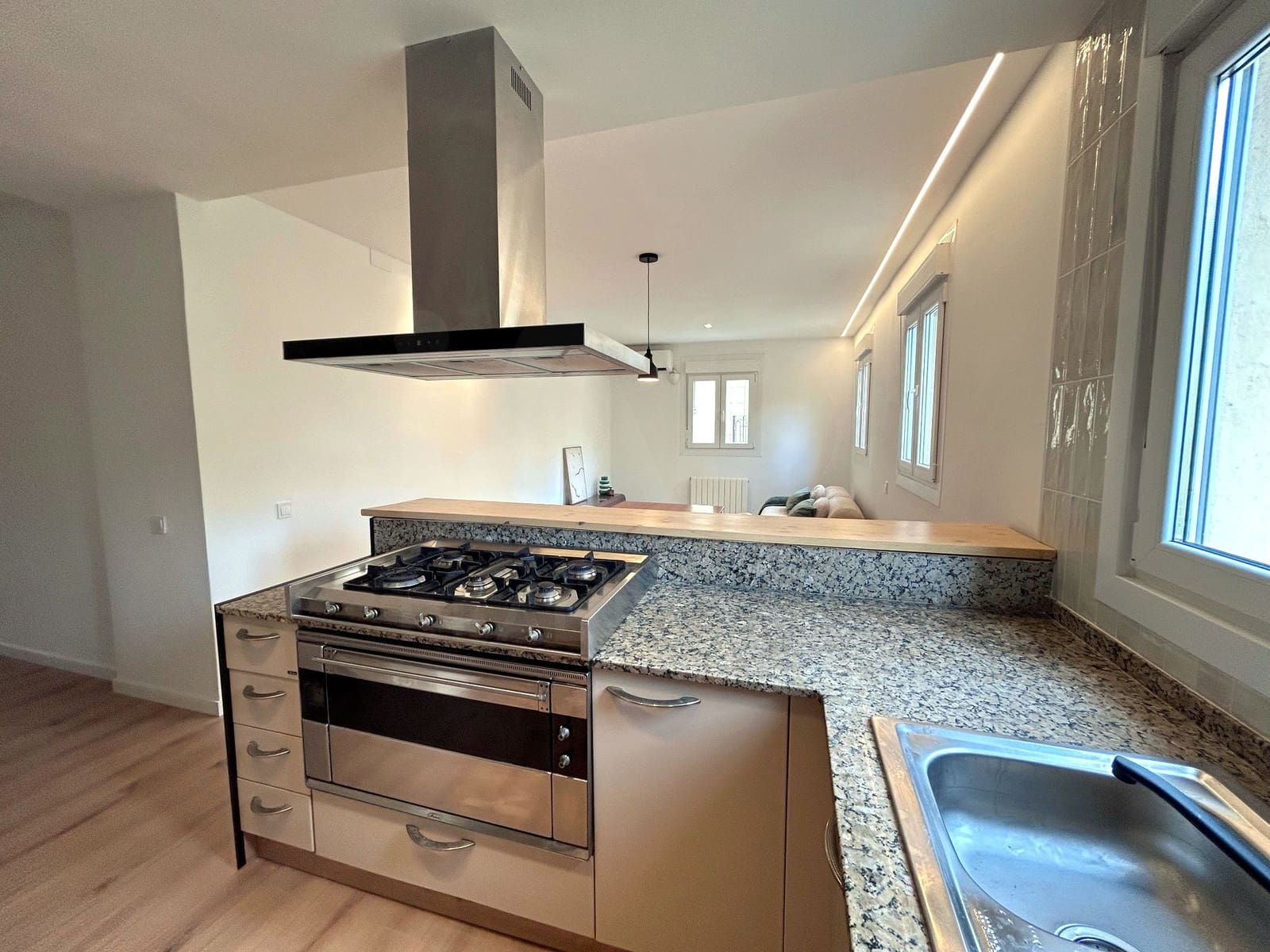 Apartamento de 2 habitaciones en Barcelona ciudad en venta - 549.000 € (Ref: 10063679)
