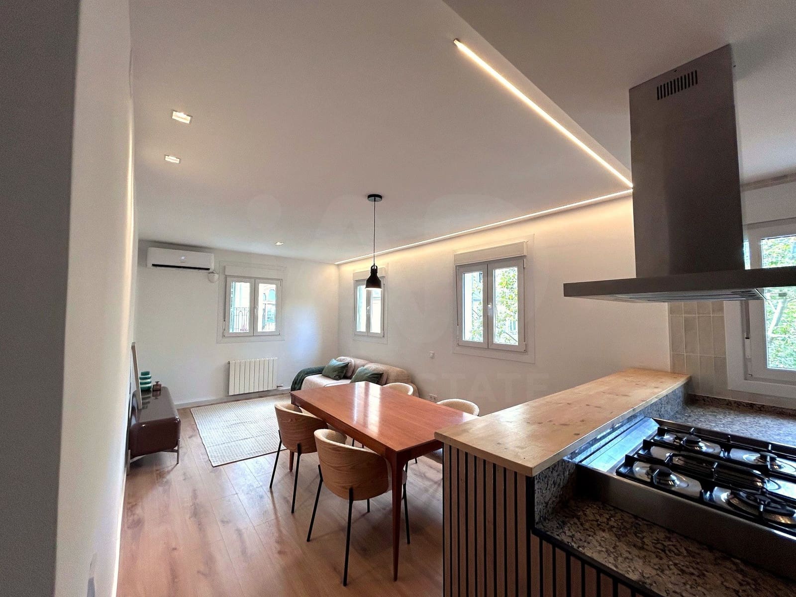 Apartamento de 2 habitaciones en Barcelona ciudad en venta - 549.000 € (Ref: 10063679)