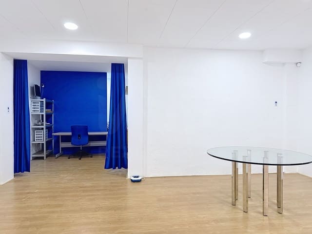 Komercyjne na sprzedaż w Vilanova i la Geltrú - 99 000 € (Ref: 10065484)