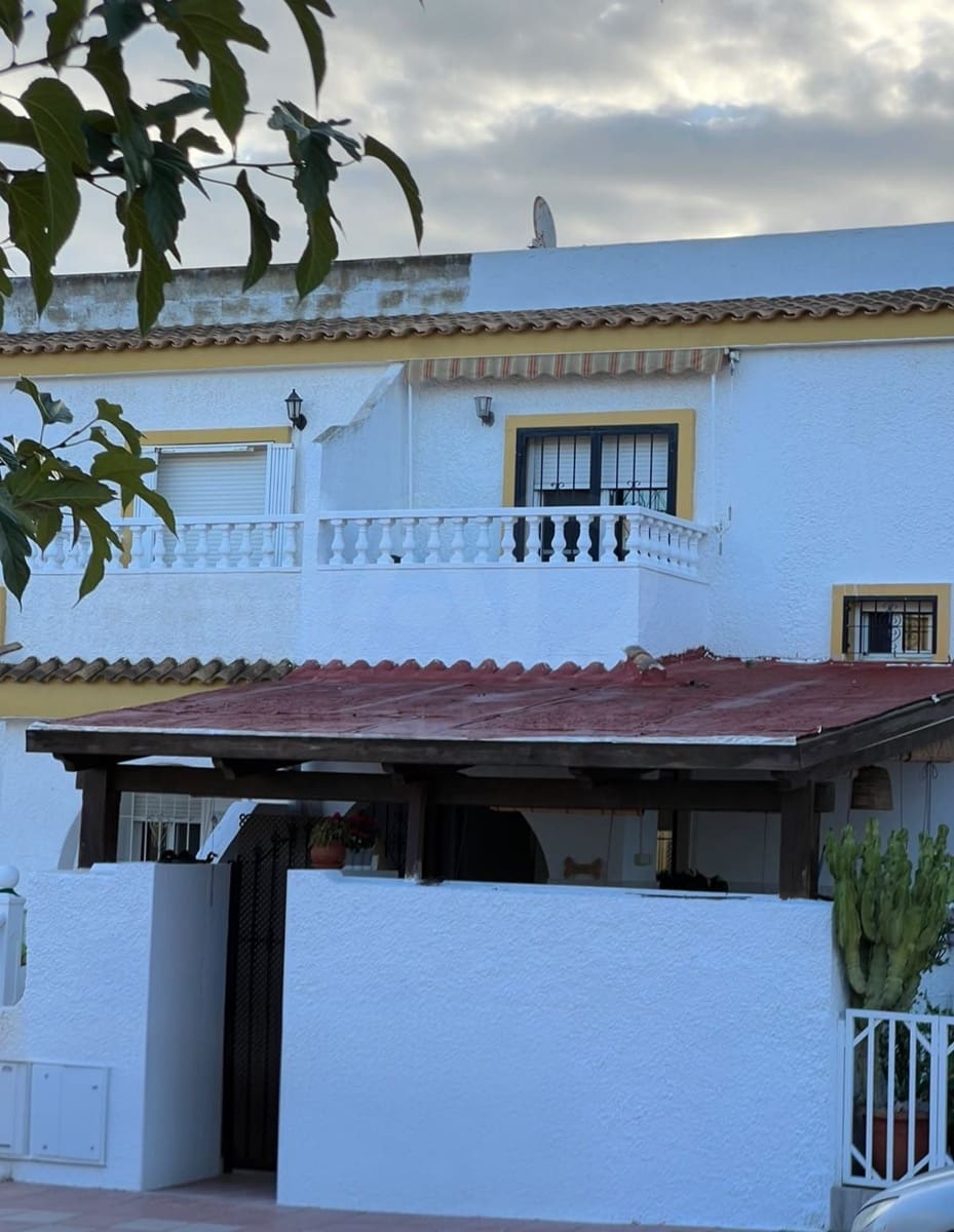 2 soverom Hus til salgs i Santa Pola med svømmebasseng - € 269 500 (Ref: 10065653)