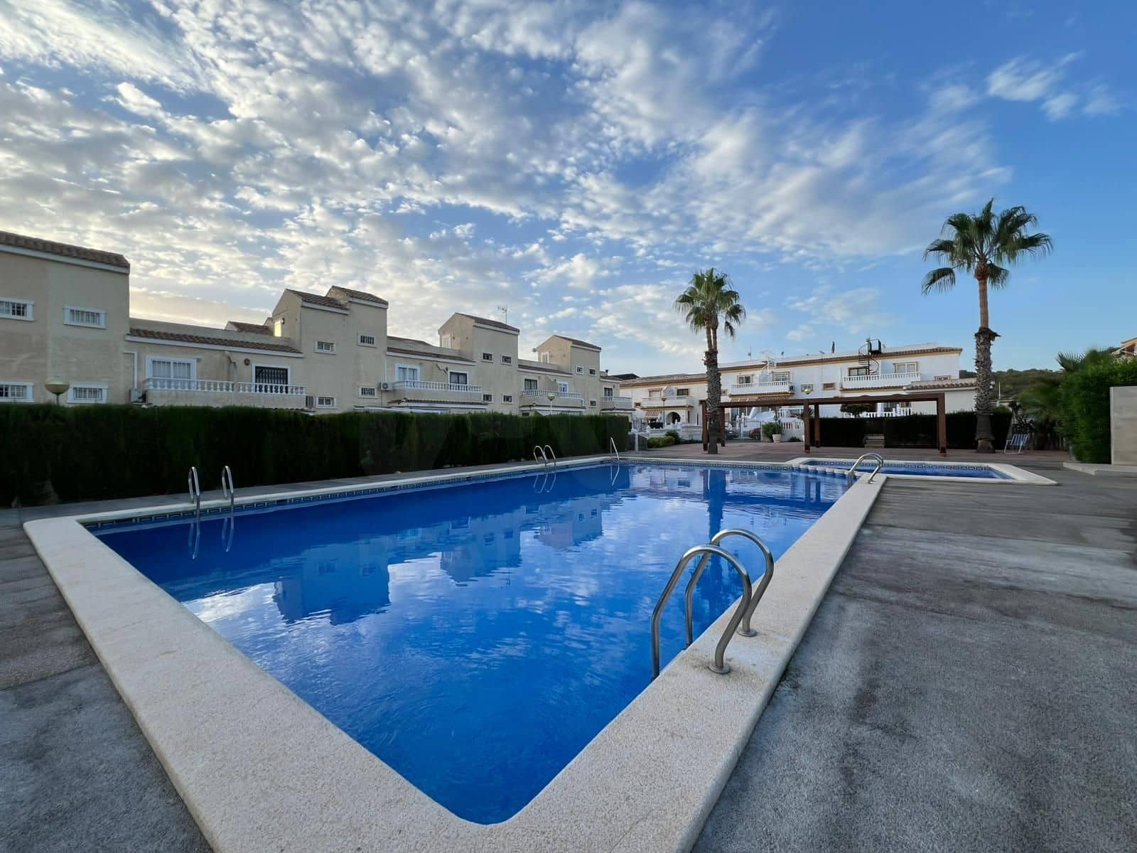 2 soverom Hus til salgs i Santa Pola med svømmebasseng - € 269 500 (Ref: 10065653)