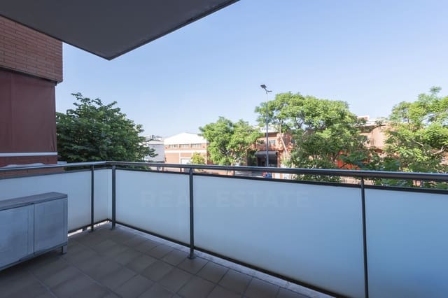 3 chambre Appartement à vendre à Cornellà de Llobregat - 464 000 € (Ref: 10065662)