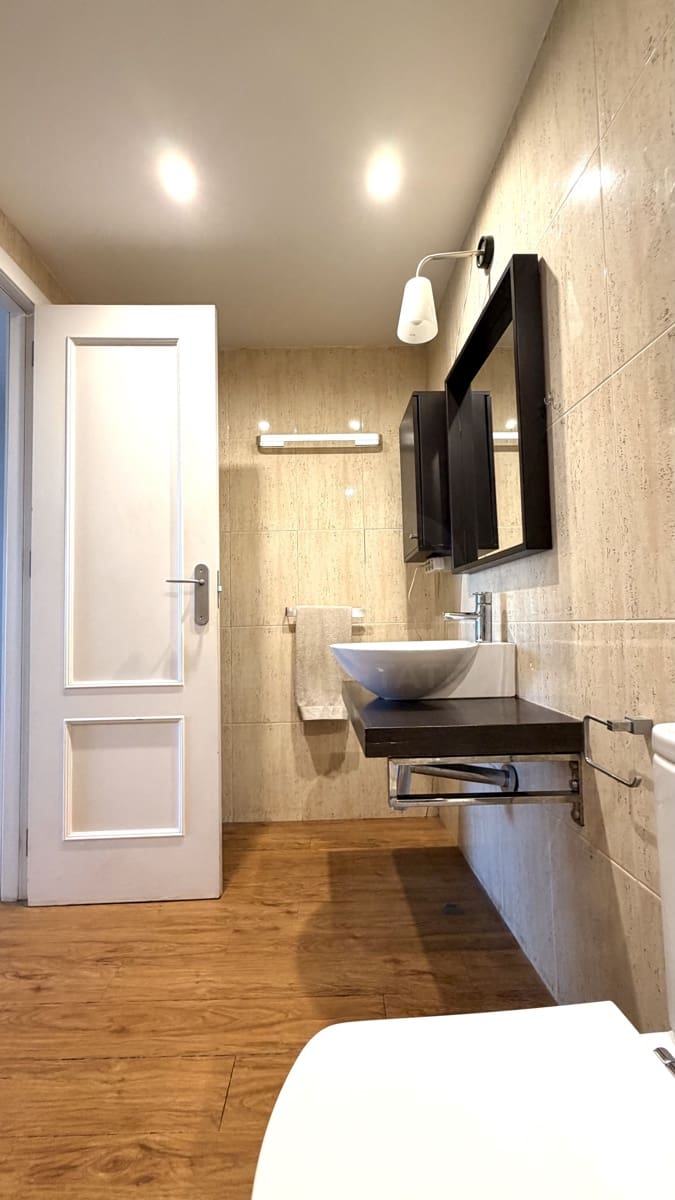 2 Zimmer Apartment zu verkaufen in Alicante / Alacant Stadt mit Pool - 270.000 € (Ref: 10067821)