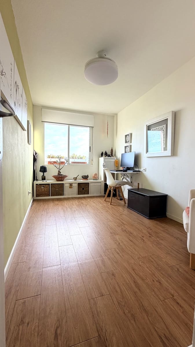 2 soveværelse Lejlighed til salg i Alicante by med swimmingpool - € 270.000 (Ref: 10067821)