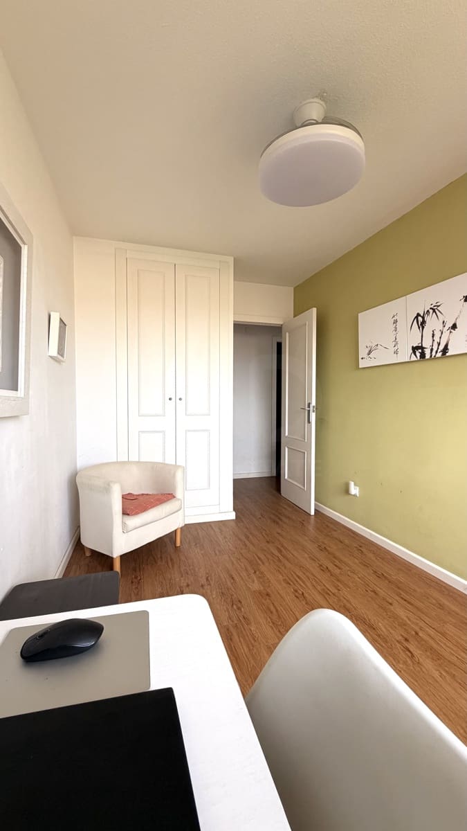 2 soveværelse Lejlighed til salg i Alicante by med swimmingpool - € 270.000 (Ref: 10067821)