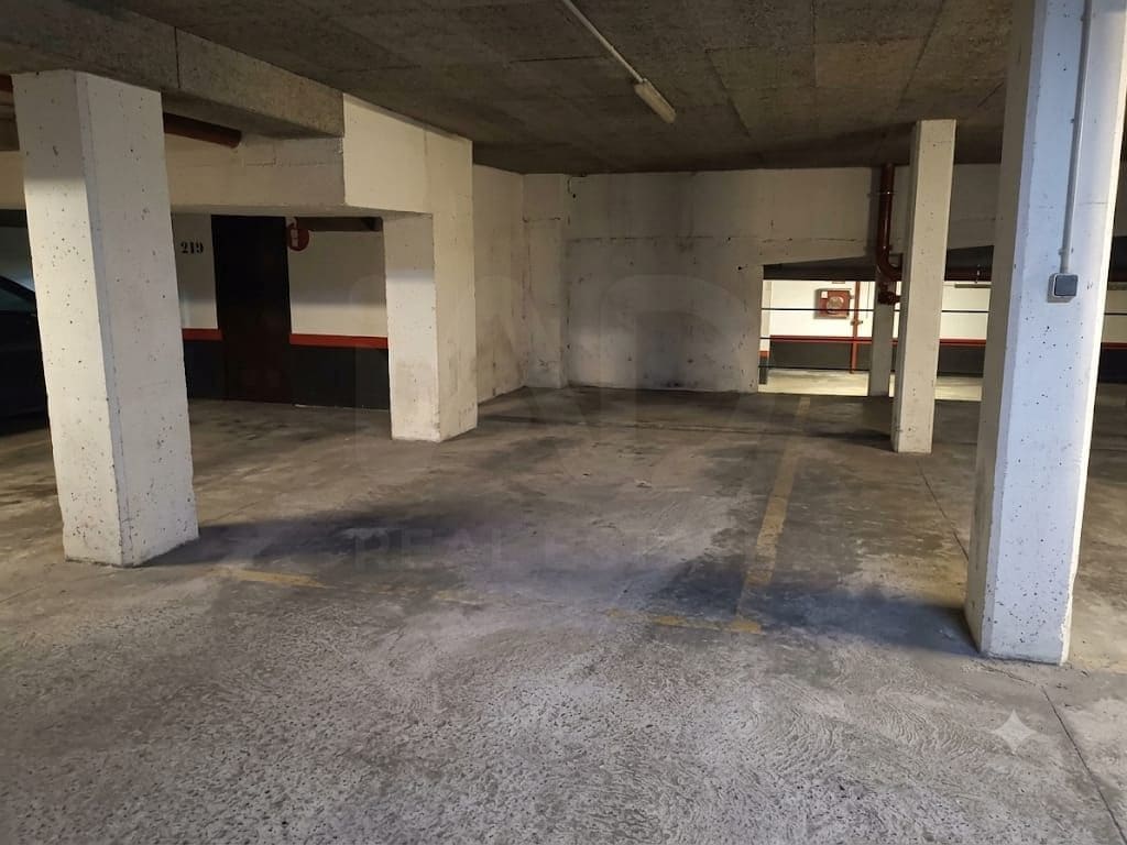 Garage til salg i Madrid by - € 19.600 (Ref: 10070233)