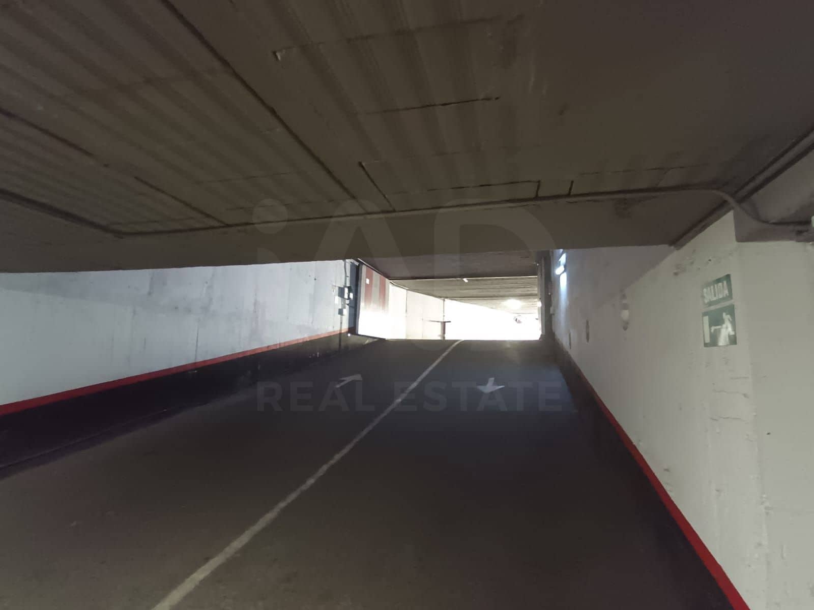 Garage til salg i Madrid by - € 19.600 (Ref: 10070233)