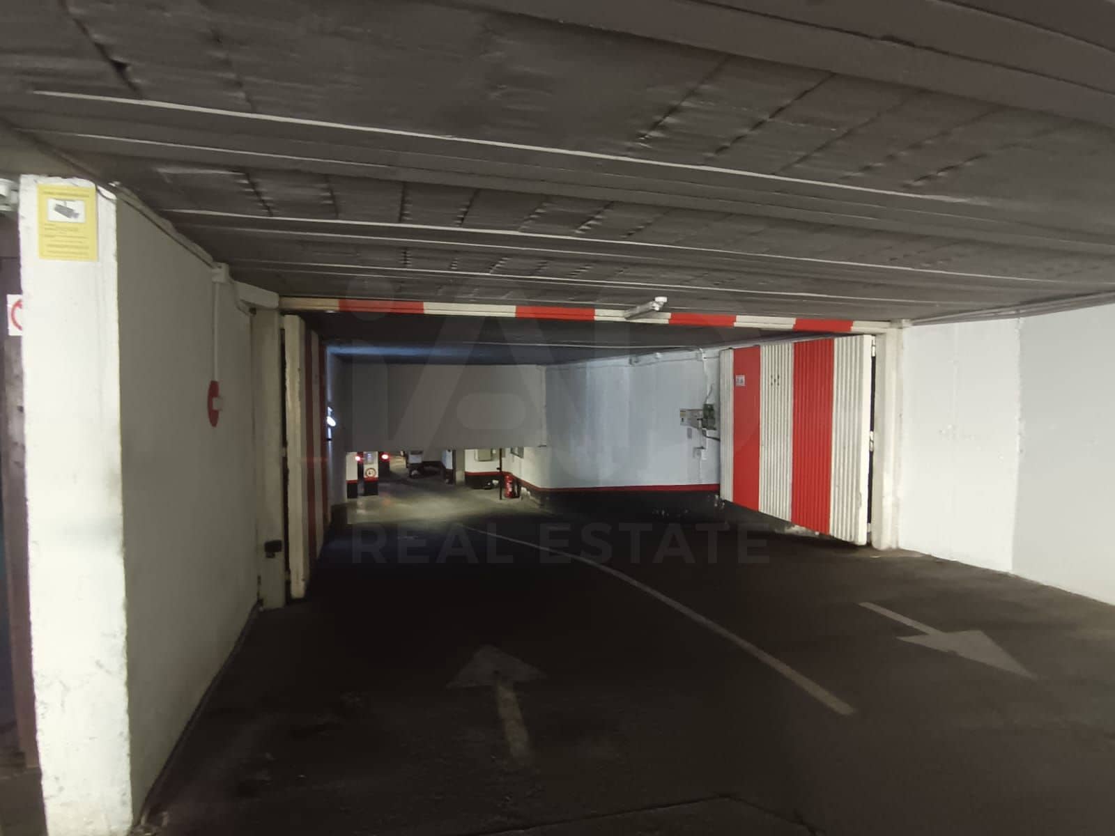 Garage til salg i Madrid by - € 19.600 (Ref: 10070233)
