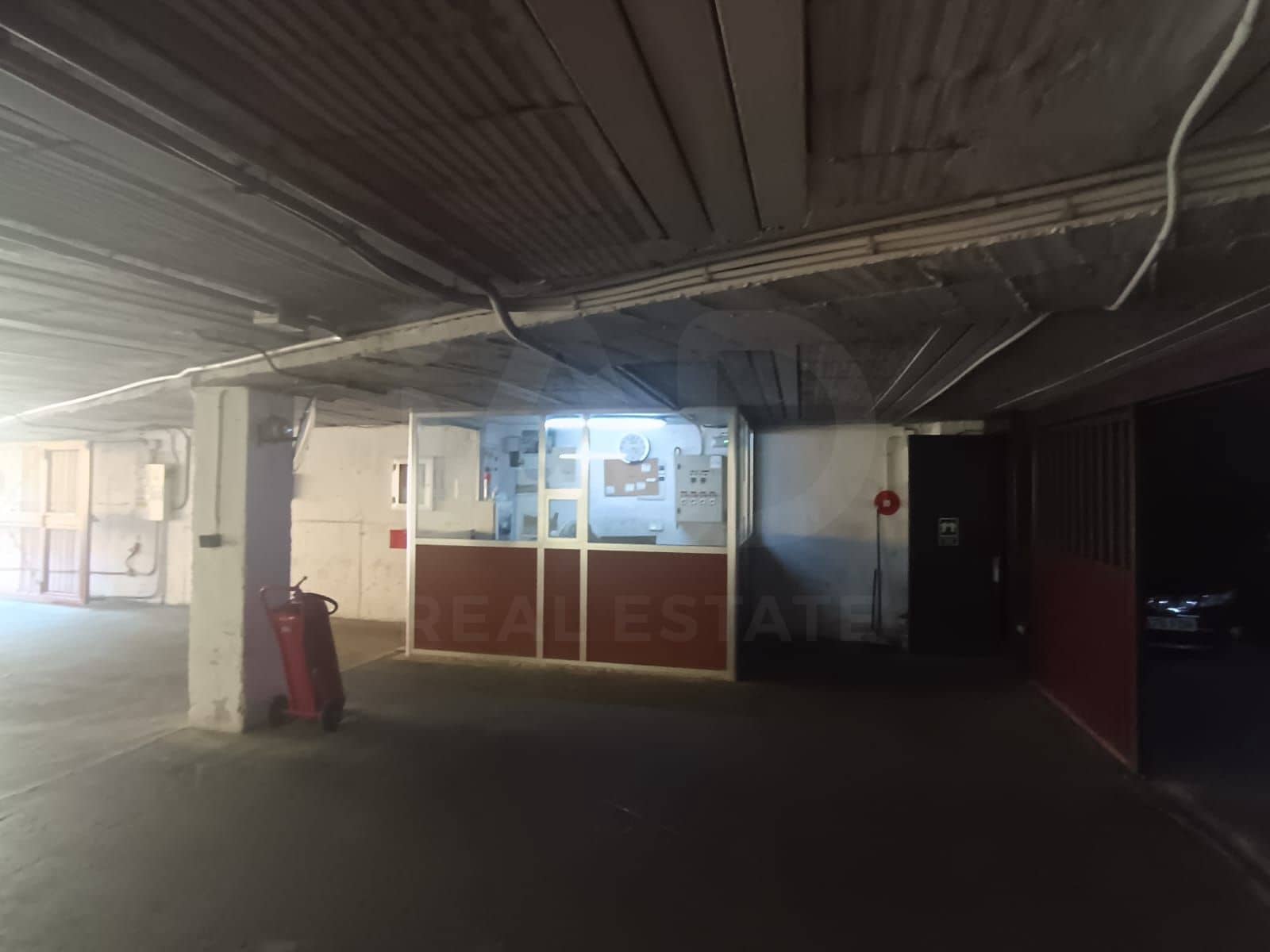 Garage til salg i Madrid by - € 19.600 (Ref: 10070233)