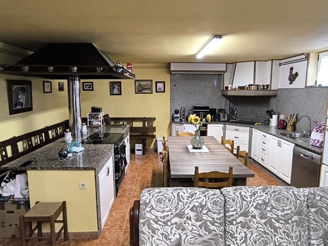 4 Zimmer Haus zu verkaufen in Valdoviño mit Pool Garage - 495.600 € (Ref: 10070294)