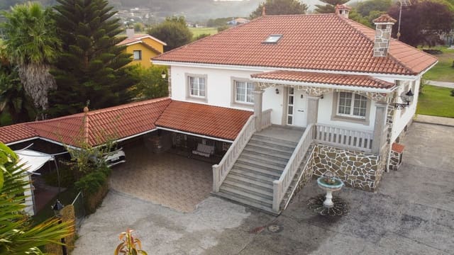 4 slaapkamer Huis te koop in Valdoviño met zwembad garage - € 495.600 (Ref: 10070294)