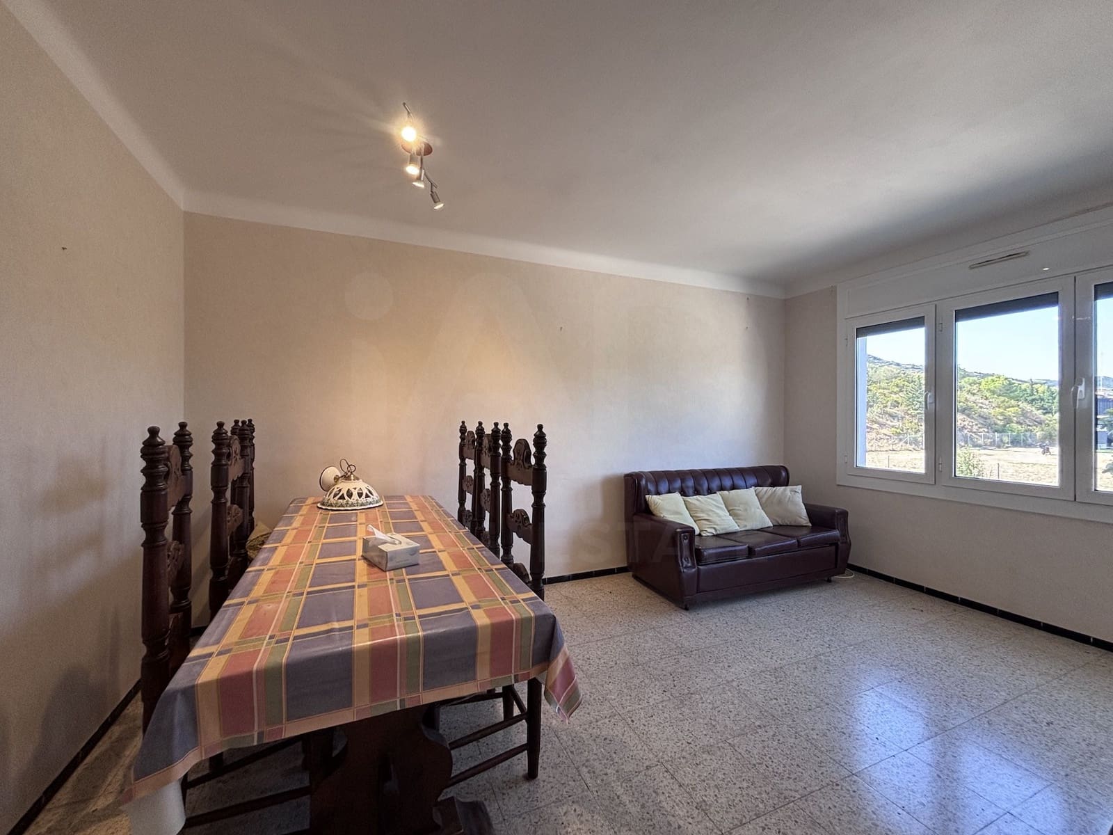 4 chambre Appartement à vendre à Llanca - 179 000 € (Ref: 10070295)