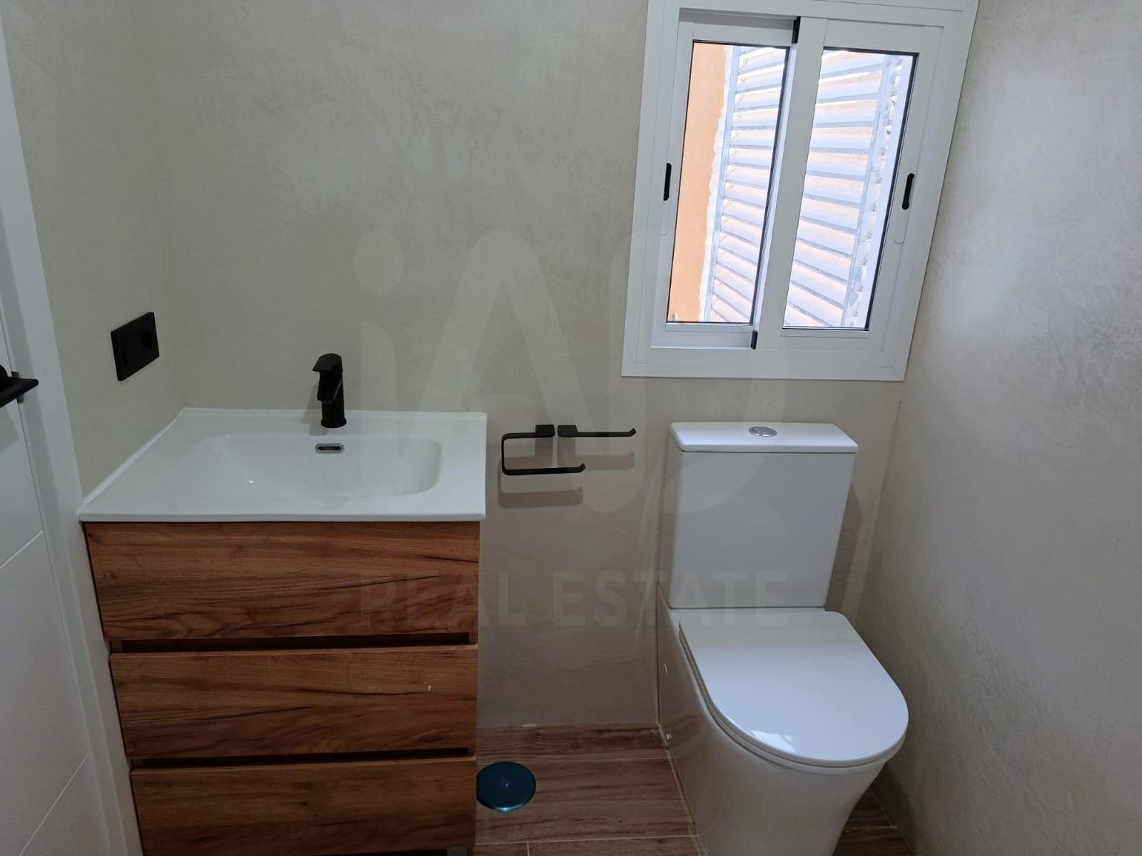 3 quarto Apartamento para venda em Sanlucar de Barrameda - 180 000 € (Ref: 10070296)