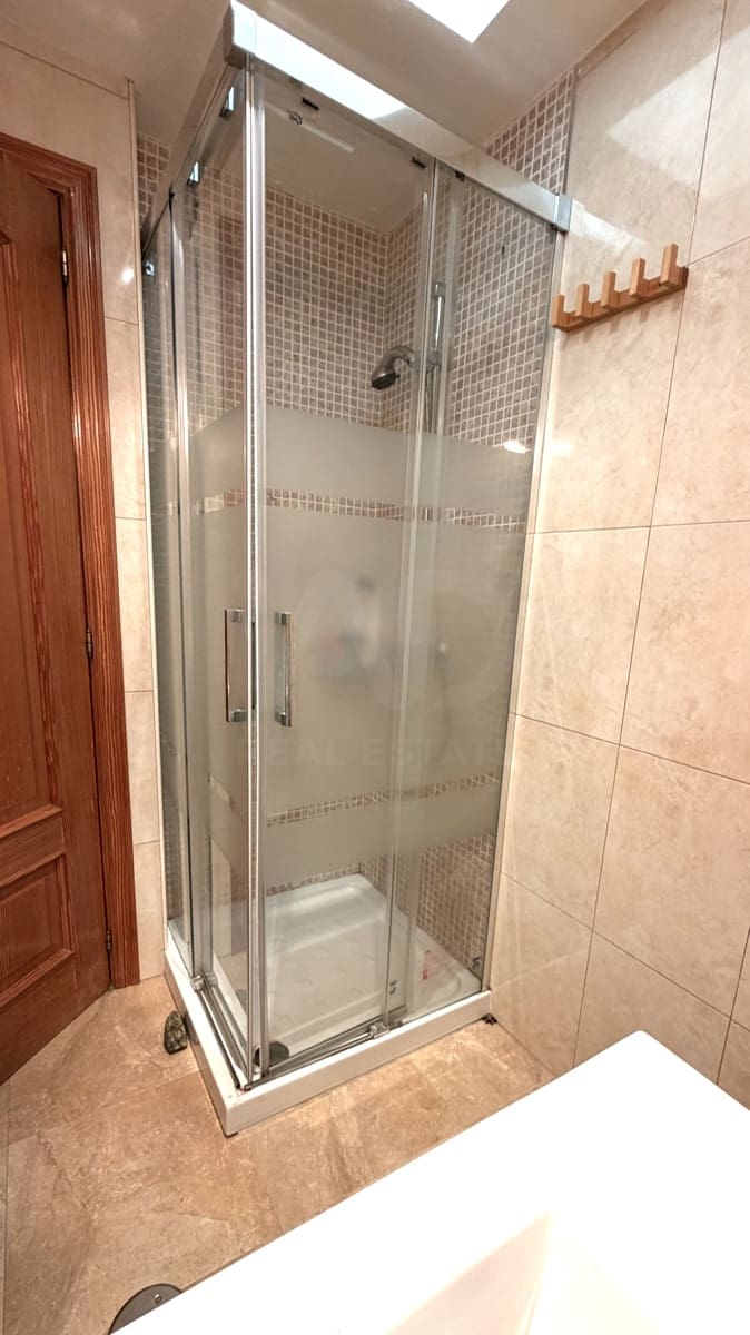 5 chambre Villa/Maison Mitoyenne à vendre à Alicante ville avec piscine garage - 855 000 € (Ref: 10071855)