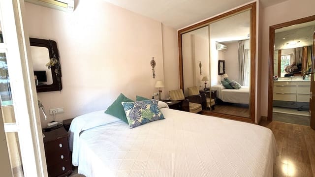 5 chambre Villa/Maison Mitoyenne à vendre à Cabo de las Huertas, Alicante ville avec piscine garage - 855 000 € (Ref: 10071855)