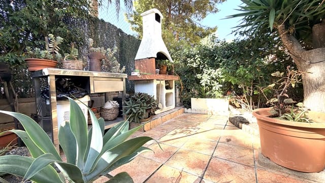 5 chambre Villa/Maison Mitoyenne à vendre à Cabo de las Huertas, Alicante ville avec piscine garage - 855 000 € (Ref: 10071855)