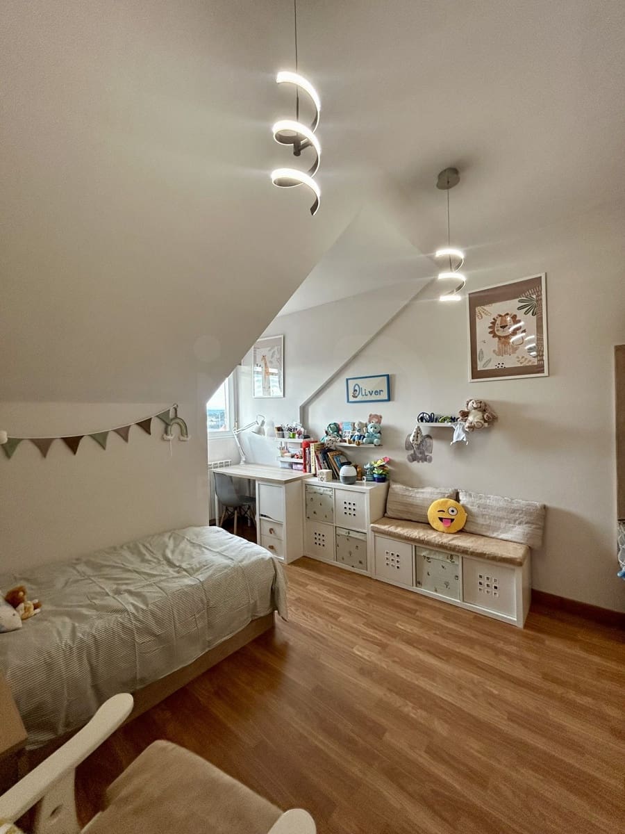 Apartamento de 3 habitaciones en Valverde de la Virgen en venta con garaje - 169.000 € (Ref: 10072609)