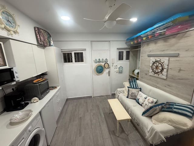 Kaupallinen myytävänä paikassa Albufereta, Alicante kaupunki - 80 000 € (Ref: 10073257)