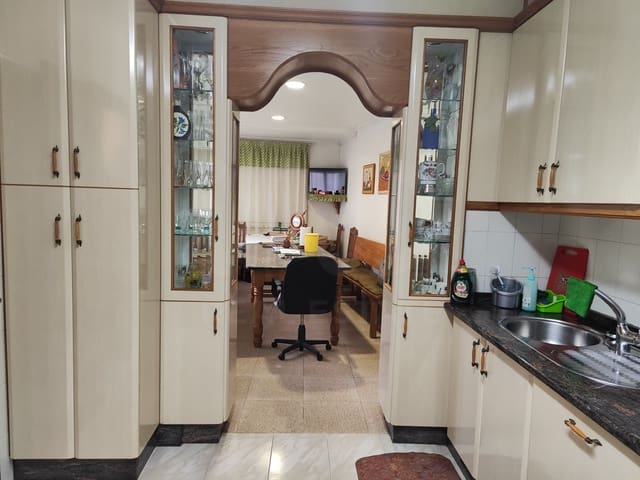 Villetta a Schiera in vendita in As Pontes de García Rodríguez con garage - 210.000 € (Rif: 10073262)