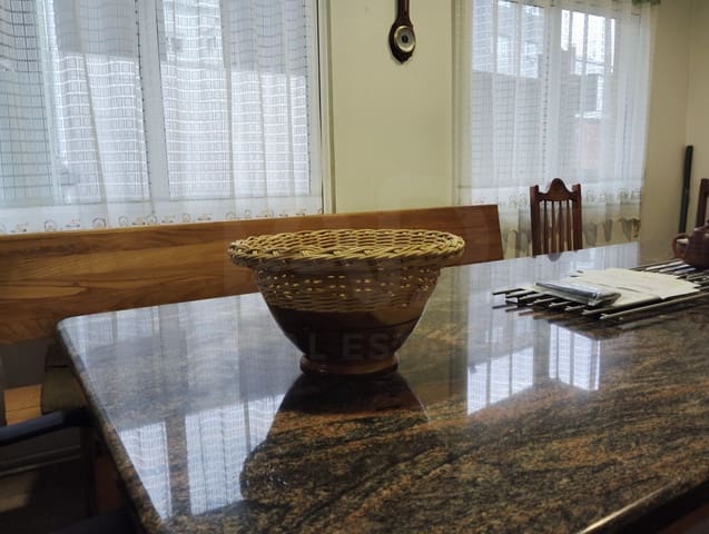 Villetta a Schiera in vendita in As Pontes de García Rodríguez con garage - 210.000 € (Rif: 10073262)
