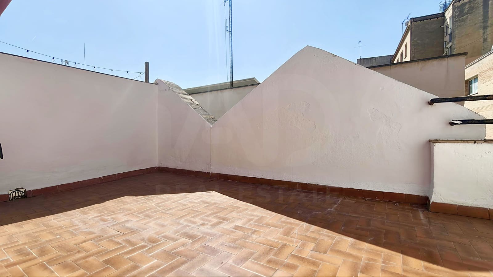 1 sypialnia Penthouse na sprzedaż w Miasto Barcelona - 400 000 € (Ref: 10073265)