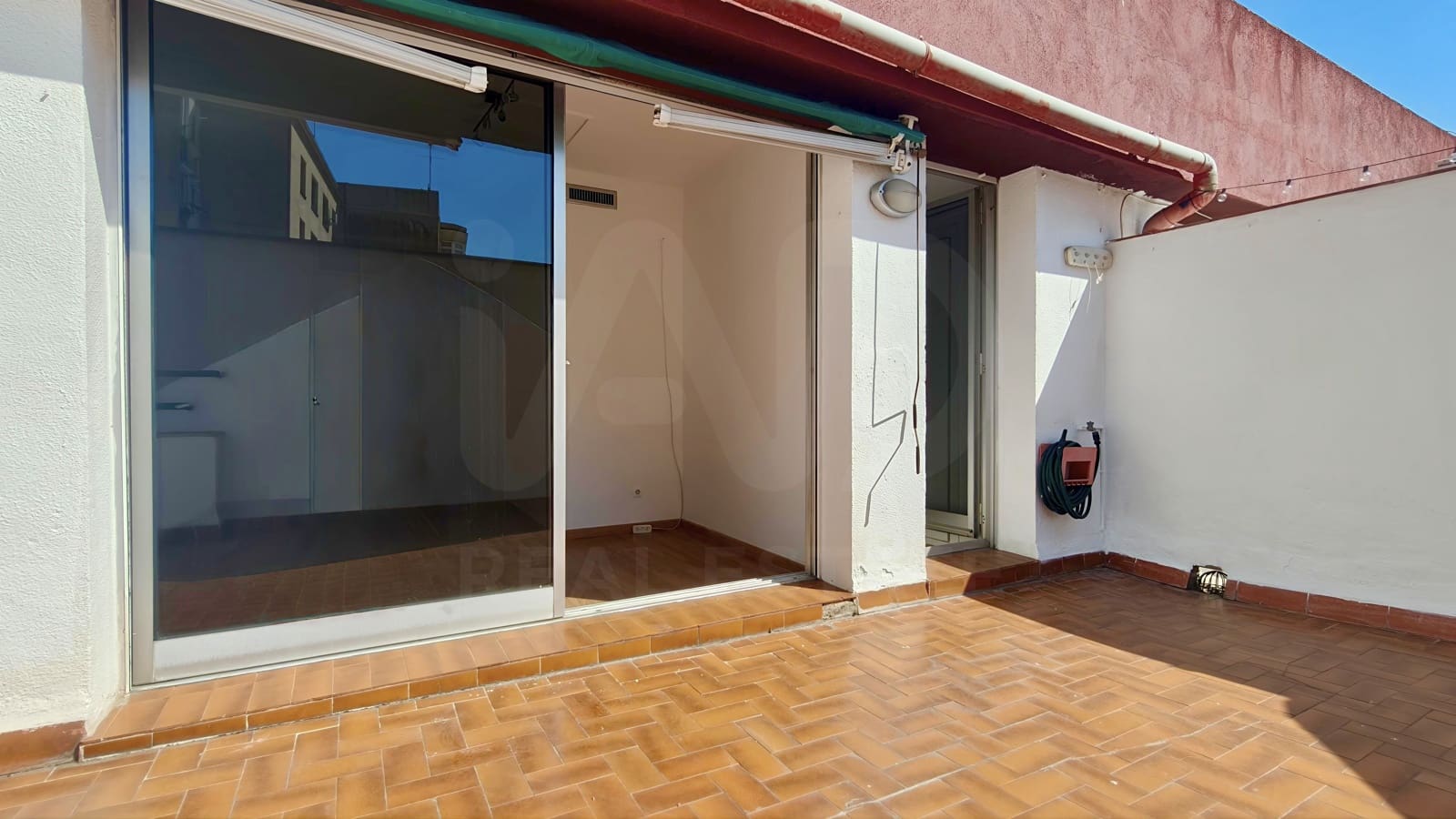 1 sypialnia Penthouse na sprzedaż w Miasto Barcelona - 400 000 € (Ref: 10073265)