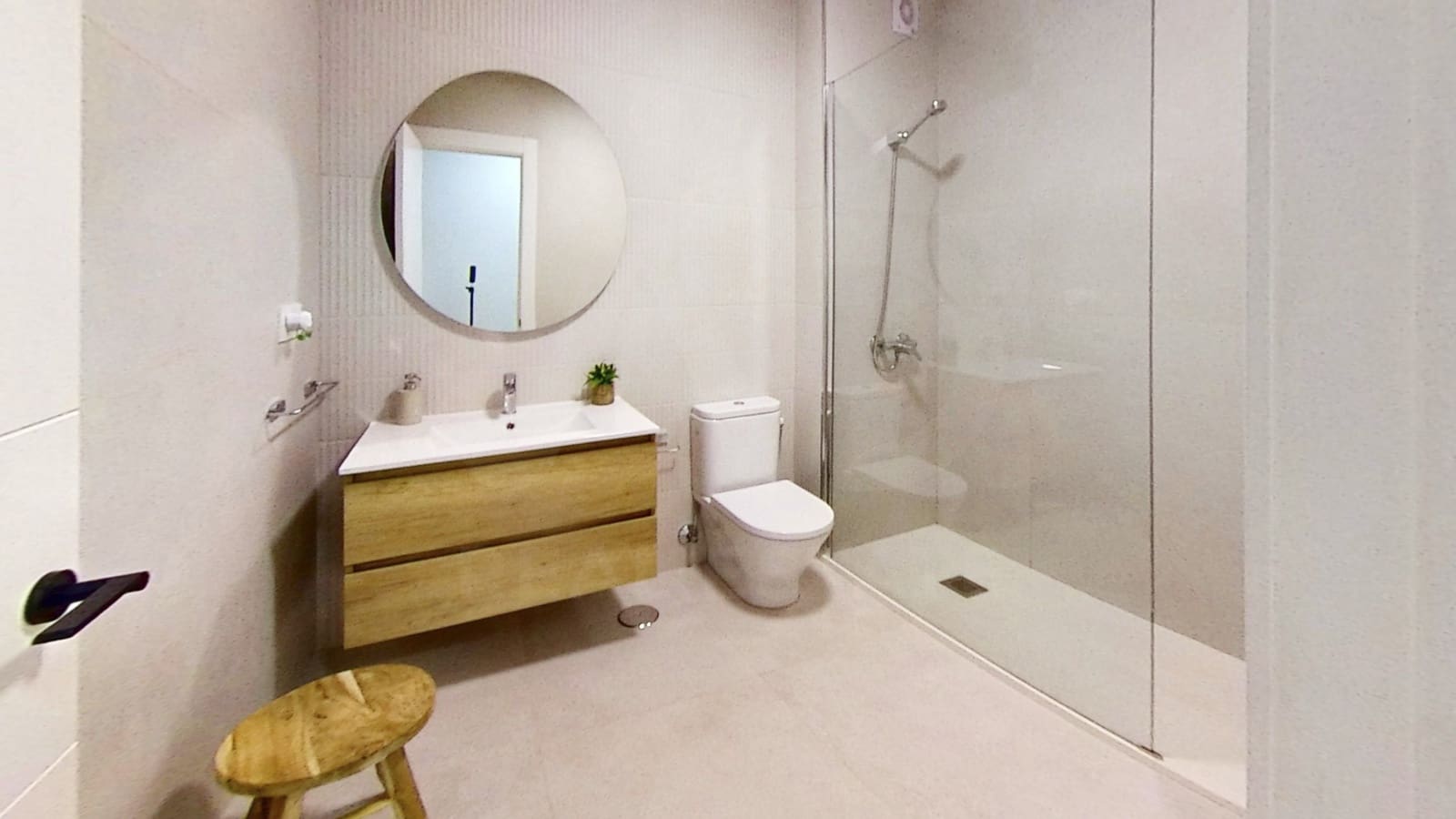 2 bedroom Apartment for sale in Roquetas de Mar with pool - € 209,000 (Ref: 10073272)