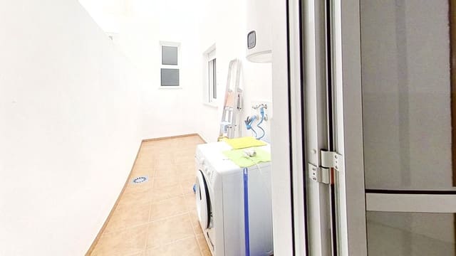 2 bedroom Apartment for sale in Aguadulce (Almeria), Roquetas de Mar with pool - € 209,000 (Ref: 10073272)