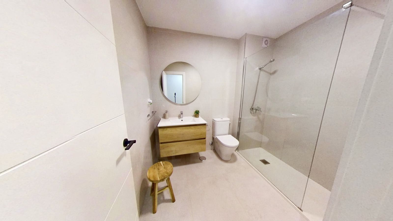 2 bedroom Apartment for sale in Roquetas de Mar with pool - € 209,000 (Ref: 10073272)