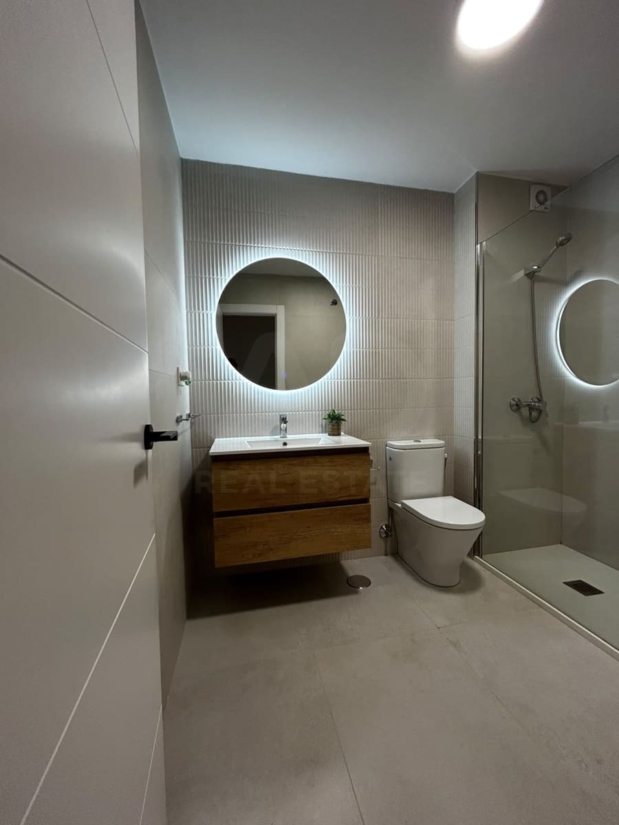 2 Zimmer Apartment zu verkaufen in Roquetas de Mar mit Pool - 195.000 € (Ref: 10073272)