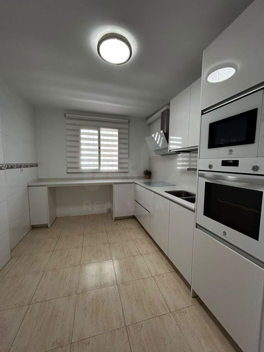 2 Zimmer Apartment zu verkaufen in Roquetas de Mar mit Pool - 195.000 € (Ref: 10073272)