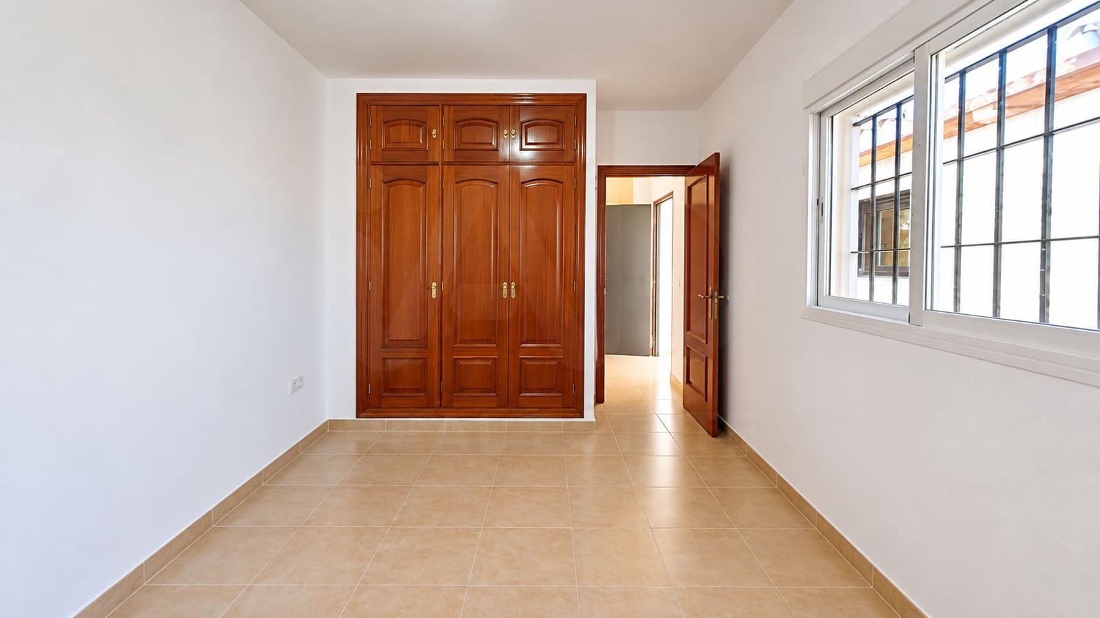 Casa de 3 habitaciones en Chiclana de la Frontera en venta - 650.000 € (Ref: 10074804)