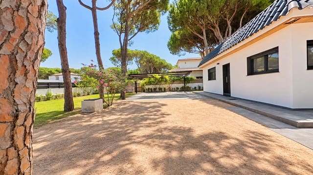Casa de 3 habitaciones en Chiclana de la Frontera en venta - 650.000 € (Ref: 10074804)