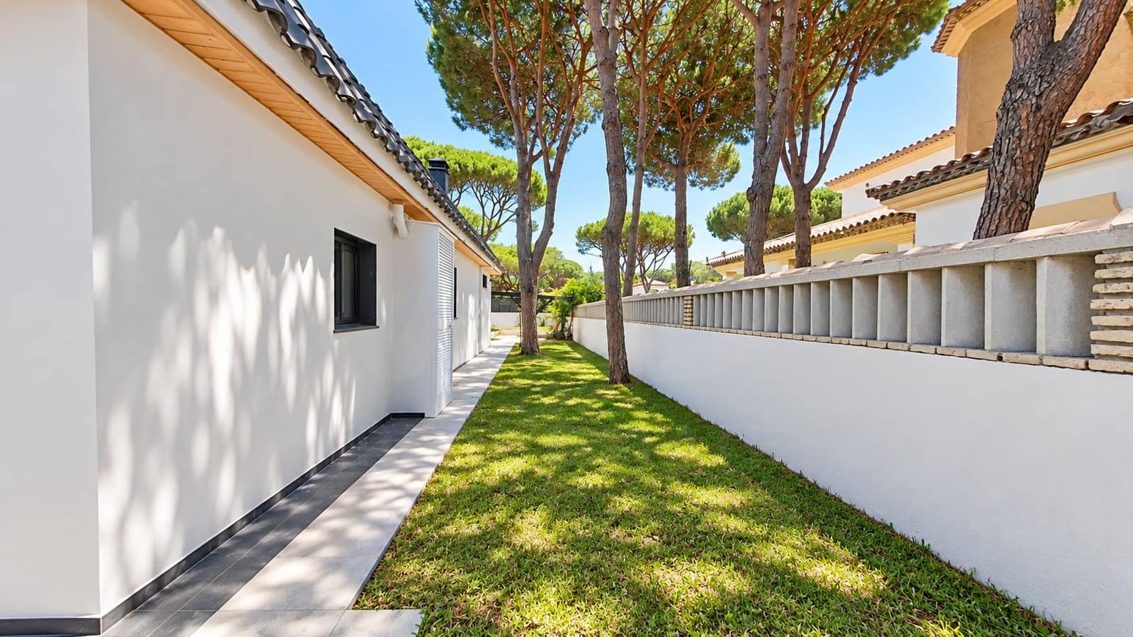 Casa de 3 habitaciones en Chiclana de la Frontera en venta - 650.000 € (Ref: 10074804)