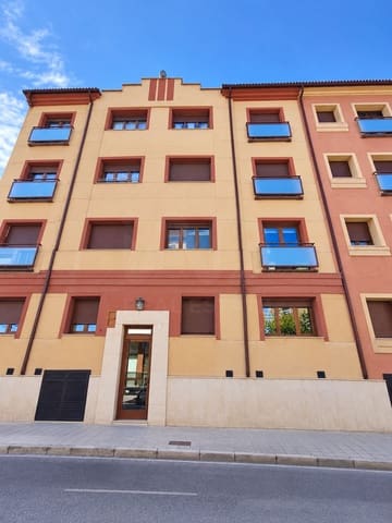 Apartamento de 2 habitaciones en León ciudad en alquiler - 700 € (Ref: 10074809)