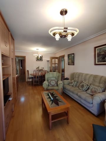 Apartamento de 2 habitaciones en León ciudad en alquiler - 700 € (Ref: 10074809)