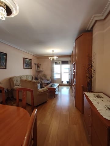 Apartamento de 2 habitaciones en León ciudad en alquiler - 700 € (Ref: 10074809)