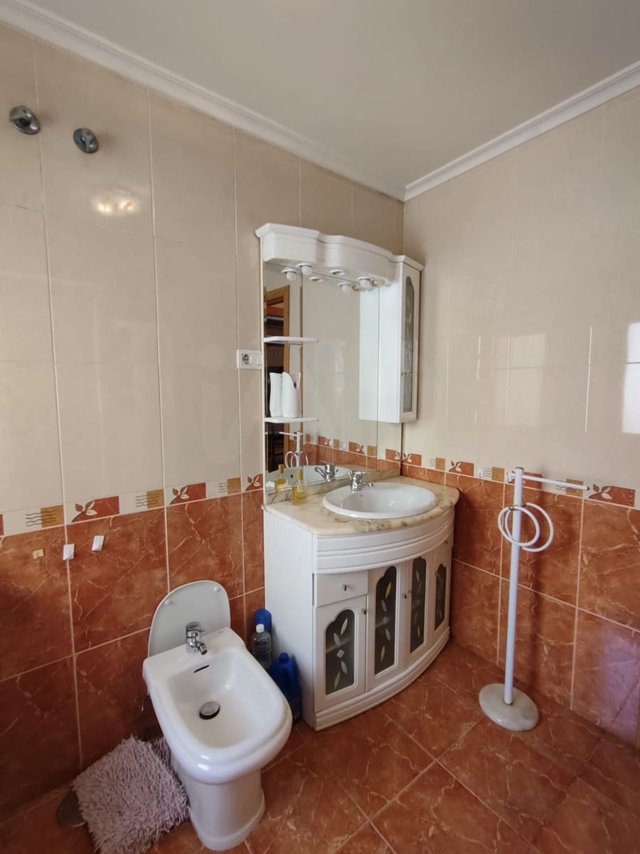 2 sovrum Lägenhet att hyra i Leon stad - 700 € (Ref: 10074809)