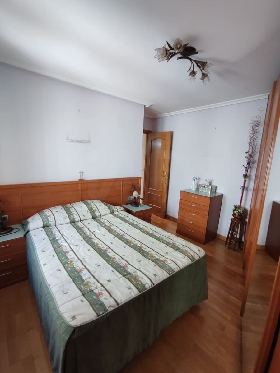 2 sovrum Lägenhet att hyra i Leon stad - 700 € (Ref: 10074809)