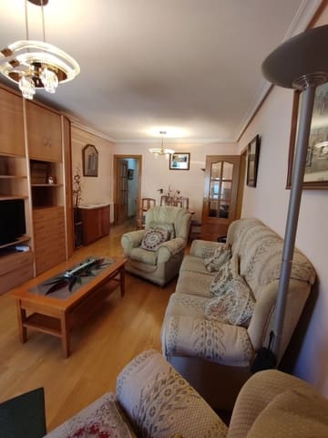 Apartamento de 2 habitaciones en León ciudad en alquiler - 700 € (Ref: 10074809)