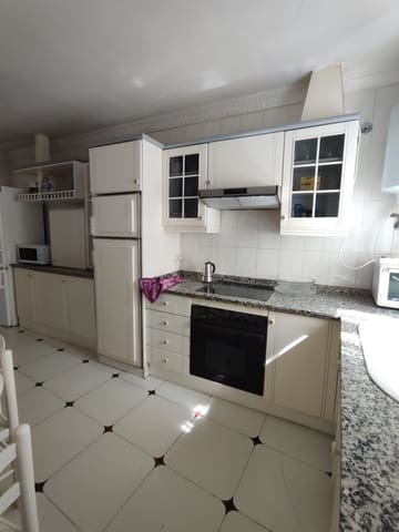2 soverom Leilighet til leie i Astorga - € 670 (Ref: 10074810)