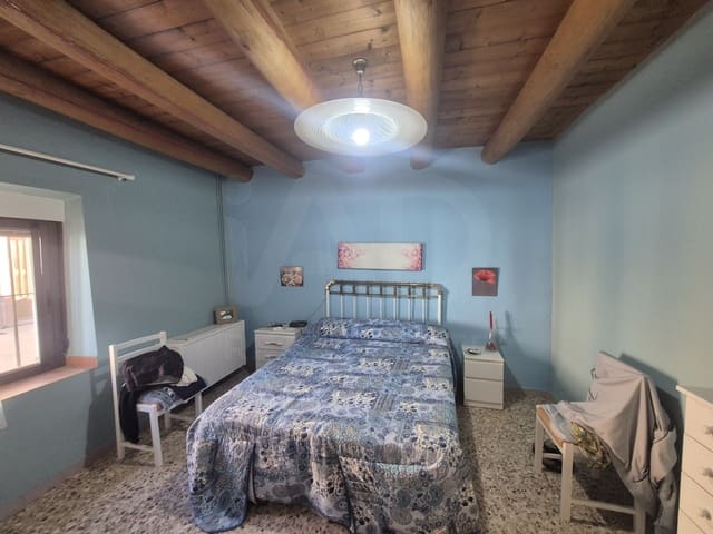 2 quarto Quinta/Casa Rural para venda em Salmoral com piscina garagem - 77 800 € (Ref: 10074811)