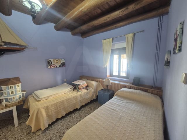 2 quarto Quinta/Casa Rural para venda em Salmoral com piscina garagem - 77 800 € (Ref: 10074811)