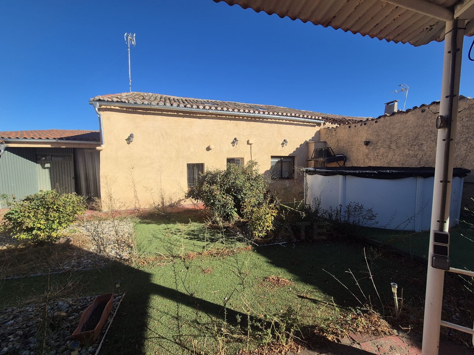 2 sovrum Finca/Hus på landet till salu i Salmoral med pool garage - 77 800 € (Ref: 10074811)