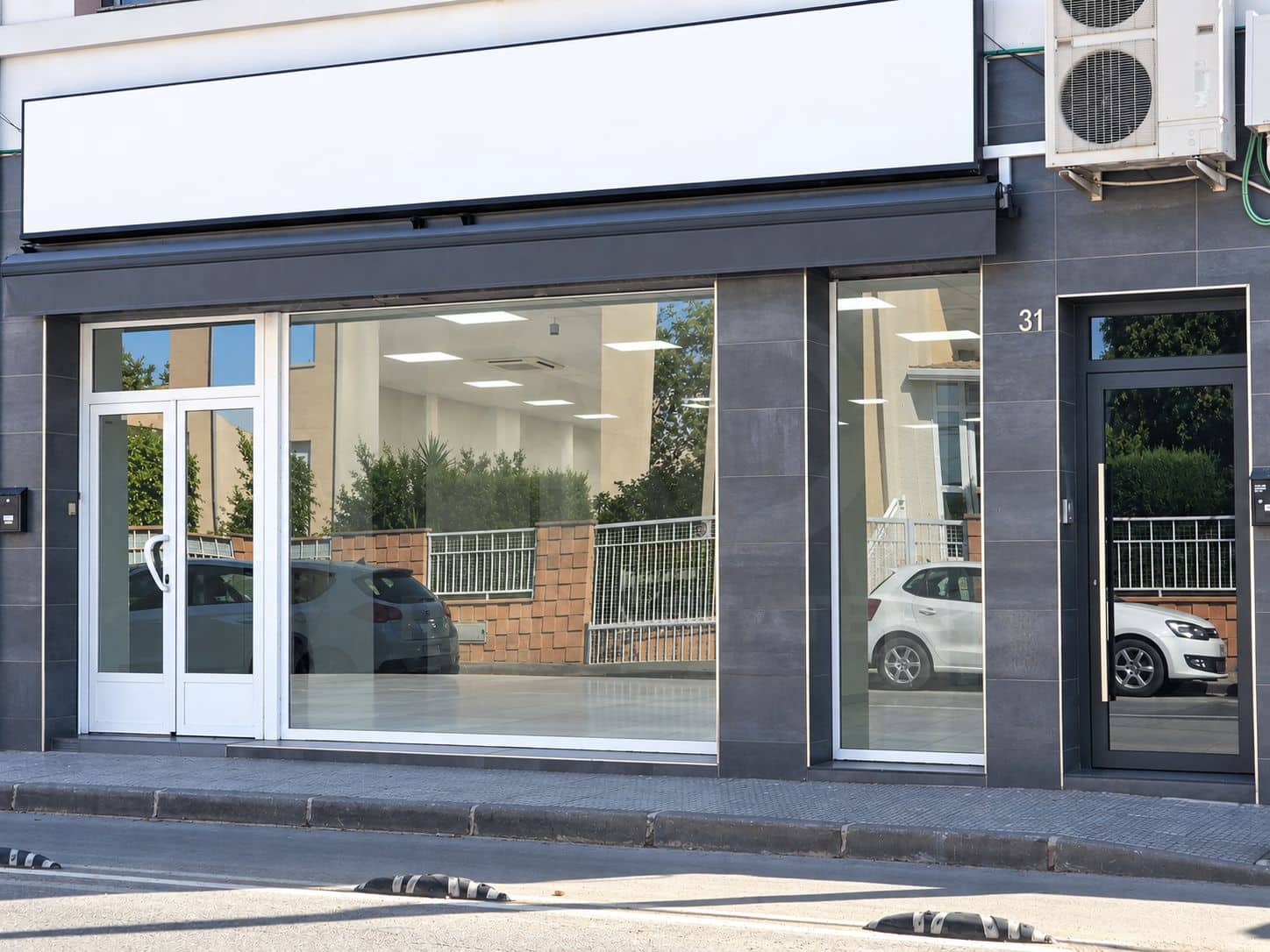 Local Commercial à louer à Murcie ville - 700 € (Ref: 10075578)