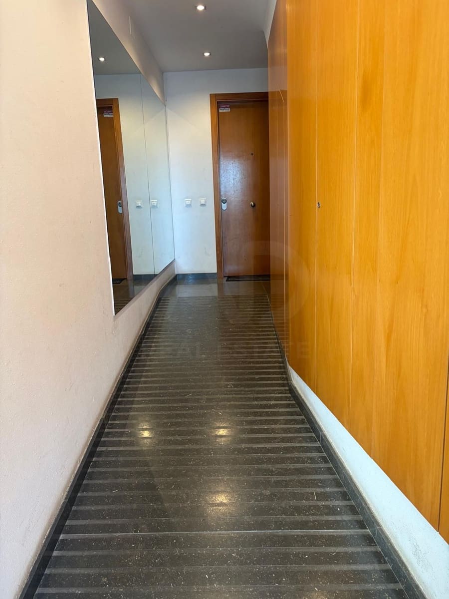 2 bedroom Apartment for sale in Terrassa with garage - € 249,000 (Ref: 10077060)