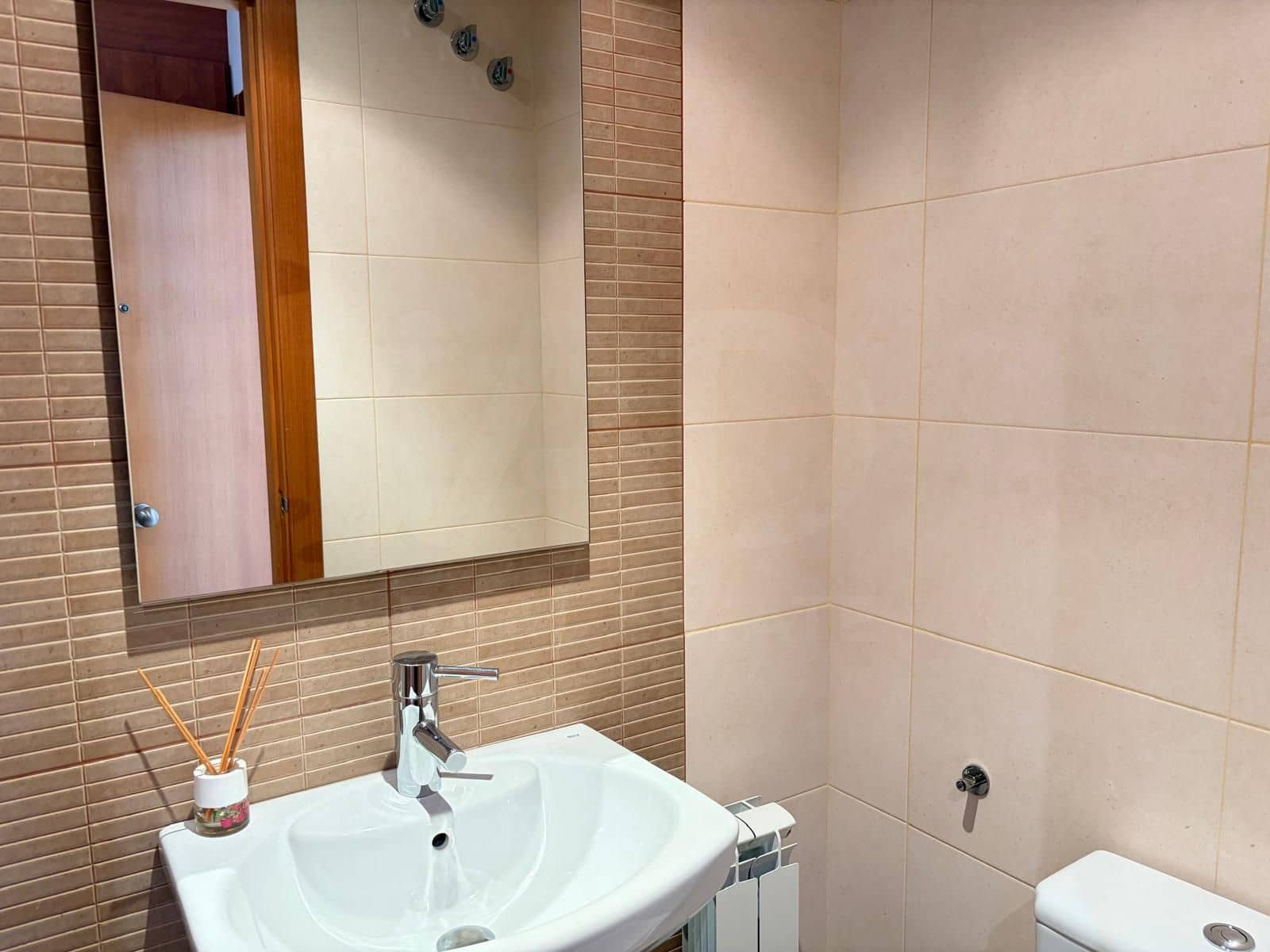 2 bedroom Apartment for sale in Terrassa with garage - € 249,000 (Ref: 10077060)