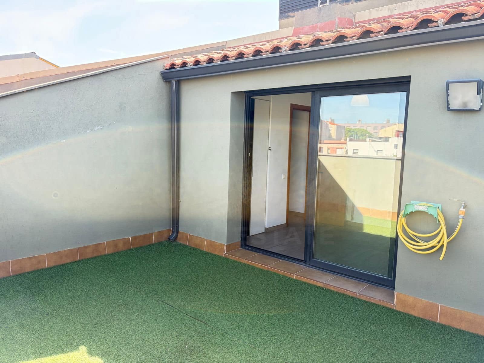 2 bedroom Apartment for sale in Terrassa with garage - € 249,000 (Ref: 10077060)